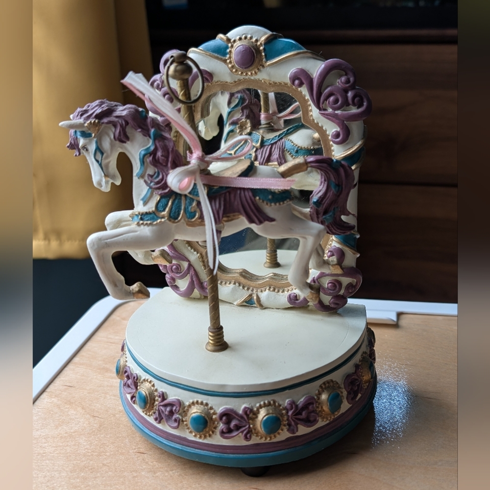 Vintage Antique Carousel Horse Music Box